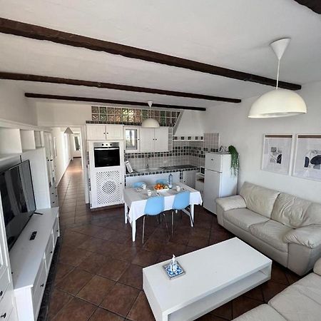 칼레타 데 세보 La Casita De Yolanda 아파트 외부 사진